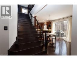 103 GLAZEBROOK Crescent - 18