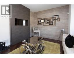 103 GLAZEBROOK Crescent - 3