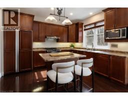 103 GLAZEBROOK Crescent - 8