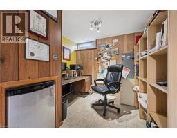 26 PARKHILL Court - 25