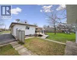 26 PARKHILL Court - 35