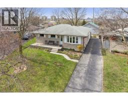 26 PARKHILL Court - 41