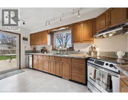 26 PARKHILL Court - 9