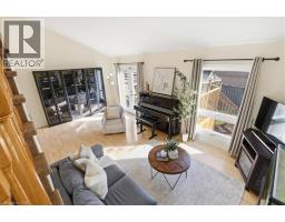 530B ROSEMEADOW Crescent - 19