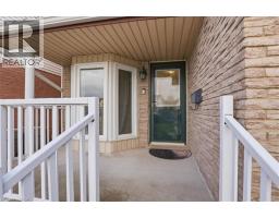 530B ROSEMEADOW Crescent - 3