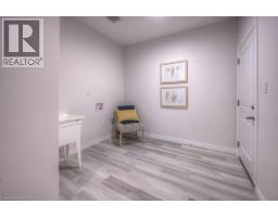 48 MAIN Street E - 20