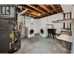 246 HILLCREST Road - 32