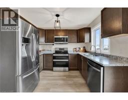 335 KROTZ Street W - 16