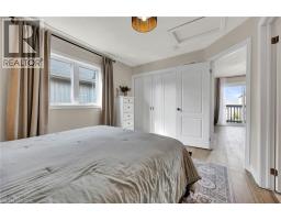 335 KROTZ Street W - 19