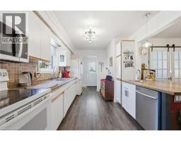 48 TAMVALE Crescent - 9