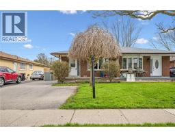 27 VICMOUNT Drive - 1