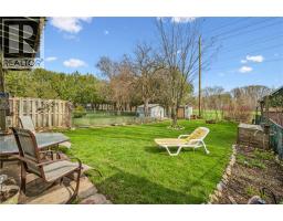 27 VICMOUNT Drive - 36