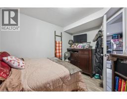 27 VICMOUNT Drive - 33