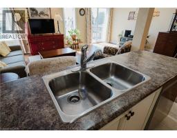 90 CAPTAIN MCCALLUM Drive - 12