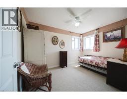 90 CAPTAIN MCCALLUM Drive - 27