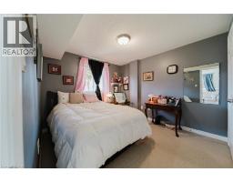 90 CAPTAIN MCCALLUM Drive - 38