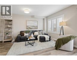 951 ZELLER Crescent - 10