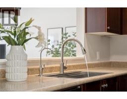 951 ZELLER Crescent - 14