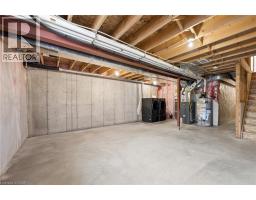 951 ZELLER Crescent - 27