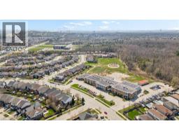 951 ZELLER Crescent - 41