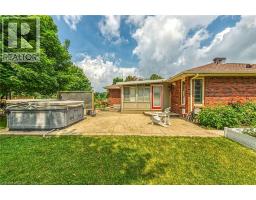 37 WOODFIELD Avenue - 3