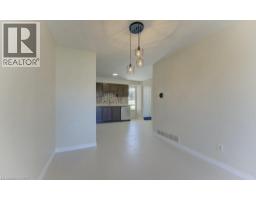 90 RALGREEN Crescent - 18