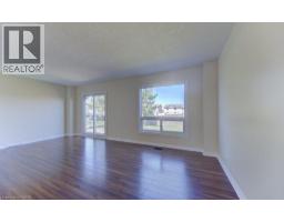 90 RALGREEN Crescent - 19