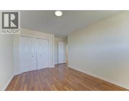 90 RALGREEN Crescent - 25