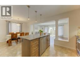 11 FREY Crescent - 13