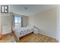 11 FREY Crescent - 24