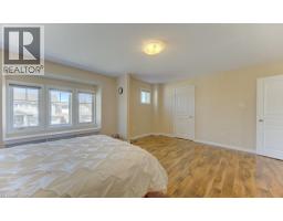 11 FREY Crescent - 32