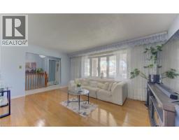 170 MARTINGLEN Crescent - 11