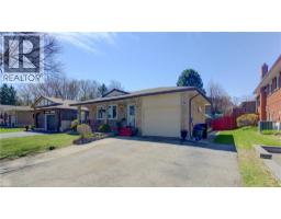 170 MARTINGLEN Crescent - 2