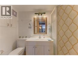 170 MARTINGLEN Crescent - 26