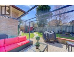 170 MARTINGLEN Crescent - 35