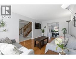 44 LORILEE Crescent - 11