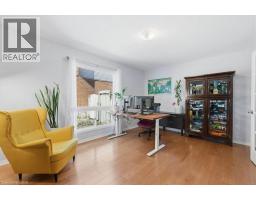 44 LORILEE Crescent - 13