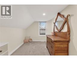 332 QUEEN Street N - 29