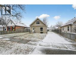 332 QUEEN Street N - 3