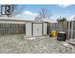 332 QUEEN Street N - 35