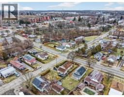 332 QUEEN Street N - 44