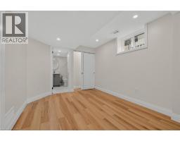 101 ANASTASIA Crescent - 17