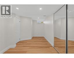 101 ANASTASIA Crescent - 19