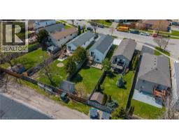 101 ANASTASIA Crescent - 23