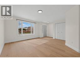 101 ANASTASIA Crescent - 3