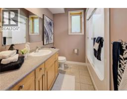 2 SMETANA Drive - 37