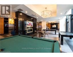 145 COLUMBIA Street W UnitNo. 725 - 12