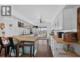 23 ERIE Avenue N - 15