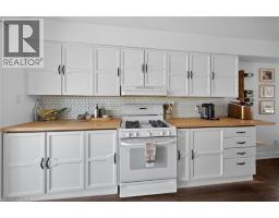 23 ERIE Avenue N - 19