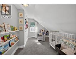 23 ERIE Avenue N - 31